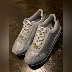 BEBE sneakers silver/gold/white, size 10